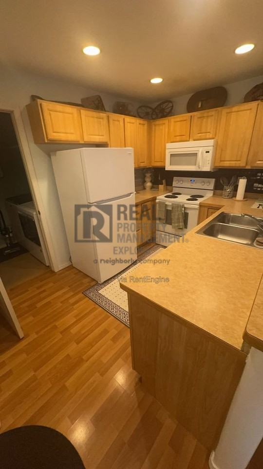 1546 Fran Lou Park Ln - Photo 6 of 16