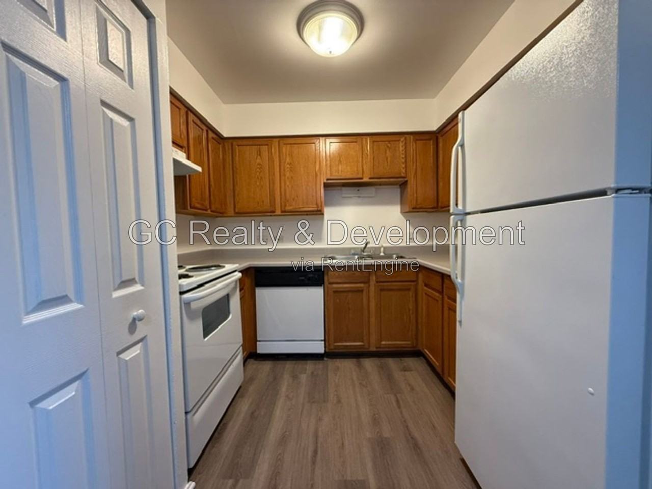 2373 John Smith Dr #C - Photo 5 of 13