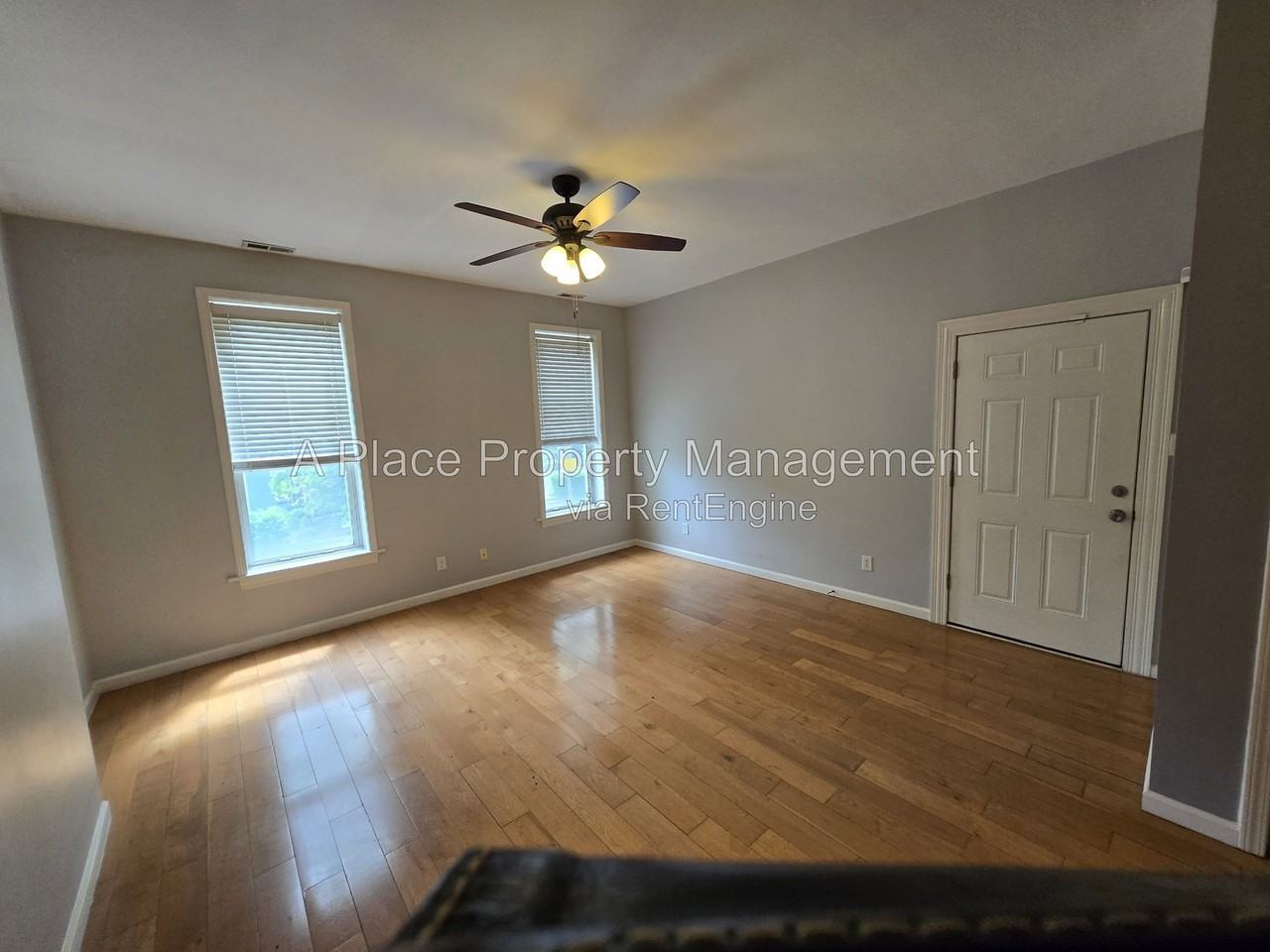 3113 Magnolia Ave #2ndFL - Photo 3 of 9