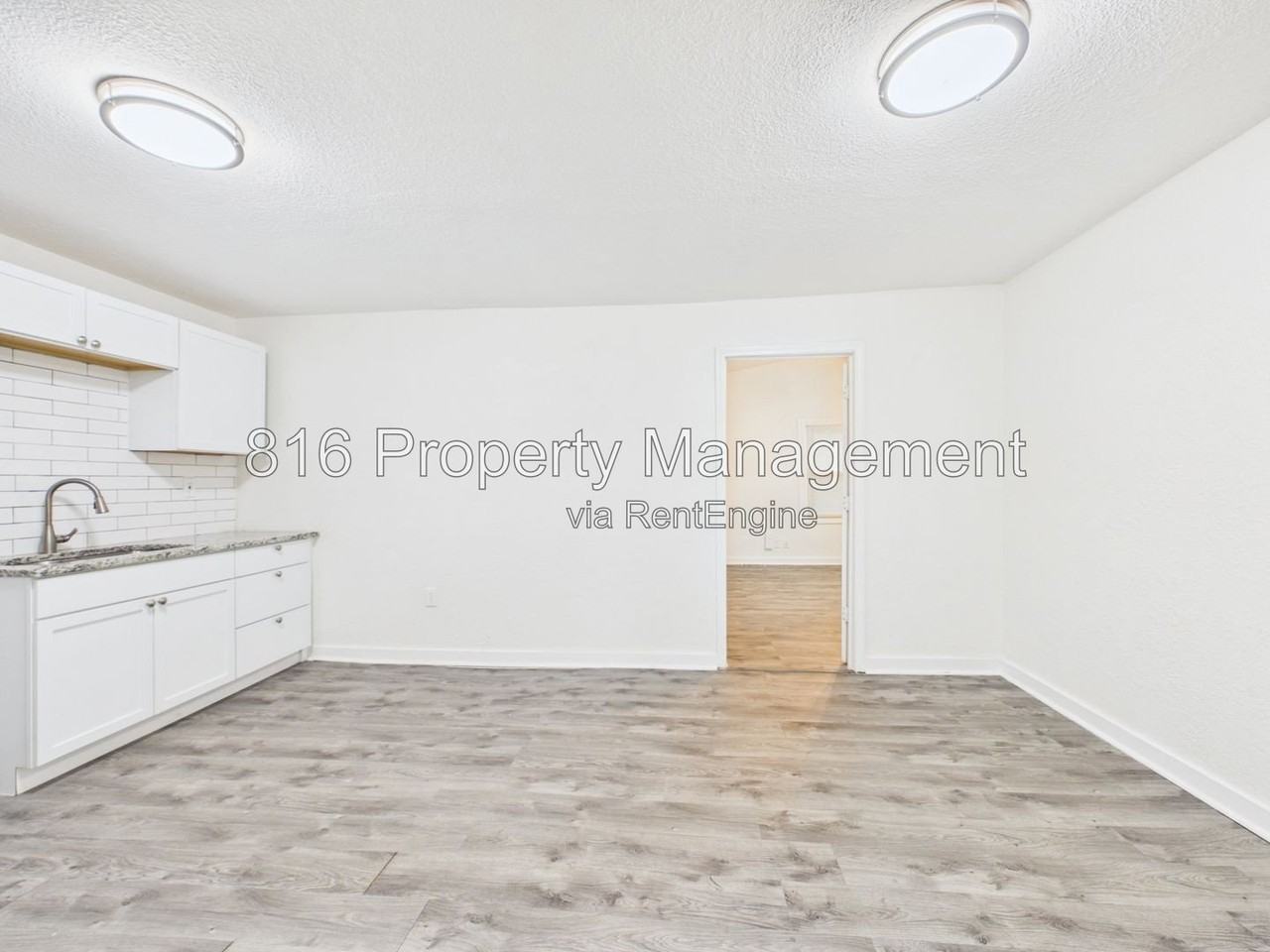 7509 E 49th St - Photo 5 of 31