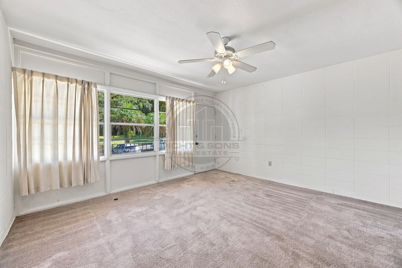 106 W 7th Ave #16 - Photo 4 of 11