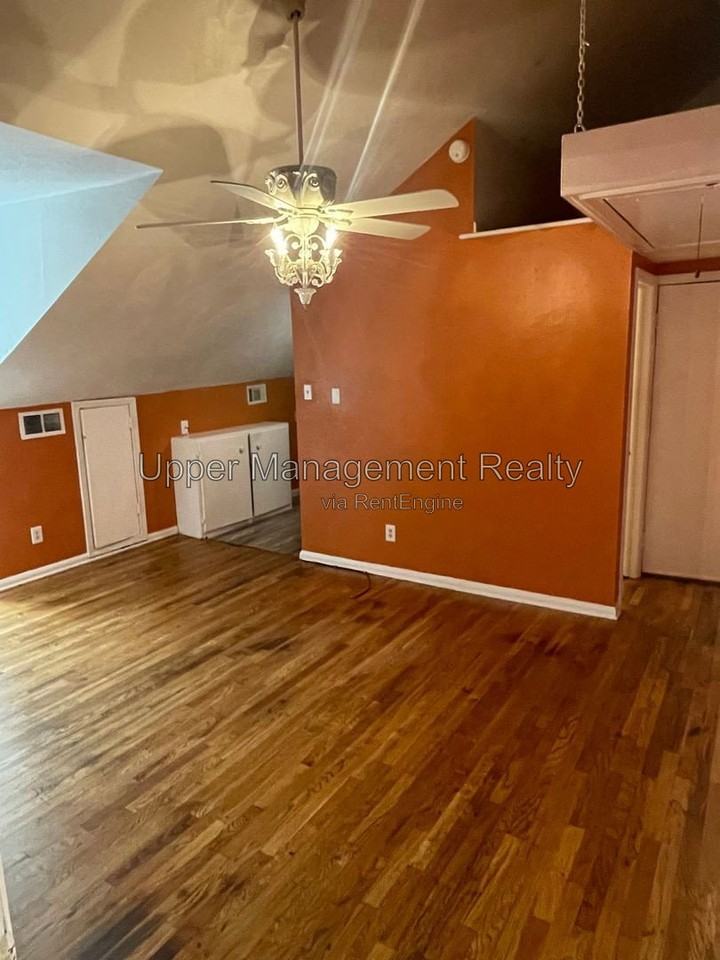 410 Dauphine St #3A - Photo 2 of 10