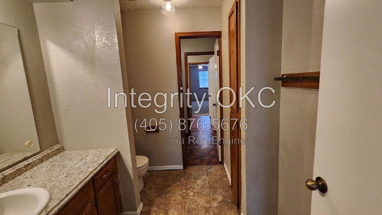 308 Nw 119th St - Photo 3 of 16