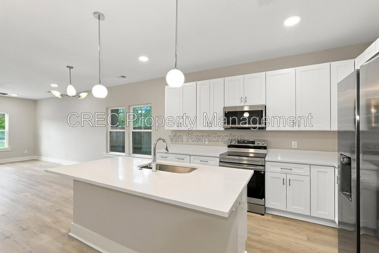 4830 Gaynor Ave - Photo 7 of 21