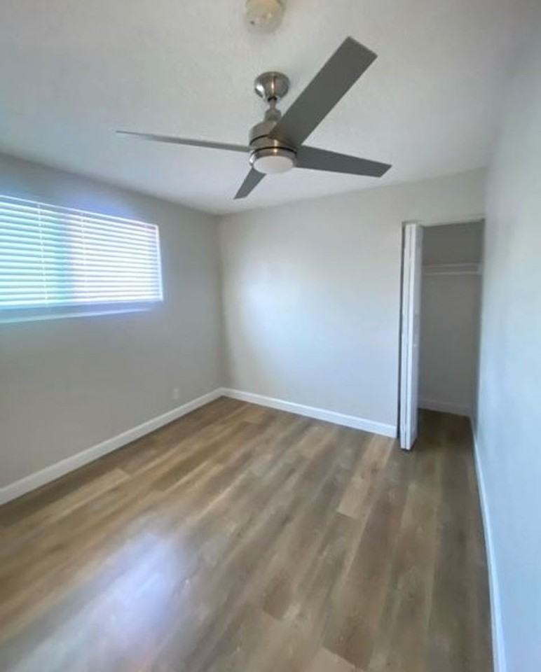 12626 S Wilmington Ave #1-2A - Photo 4 of 6