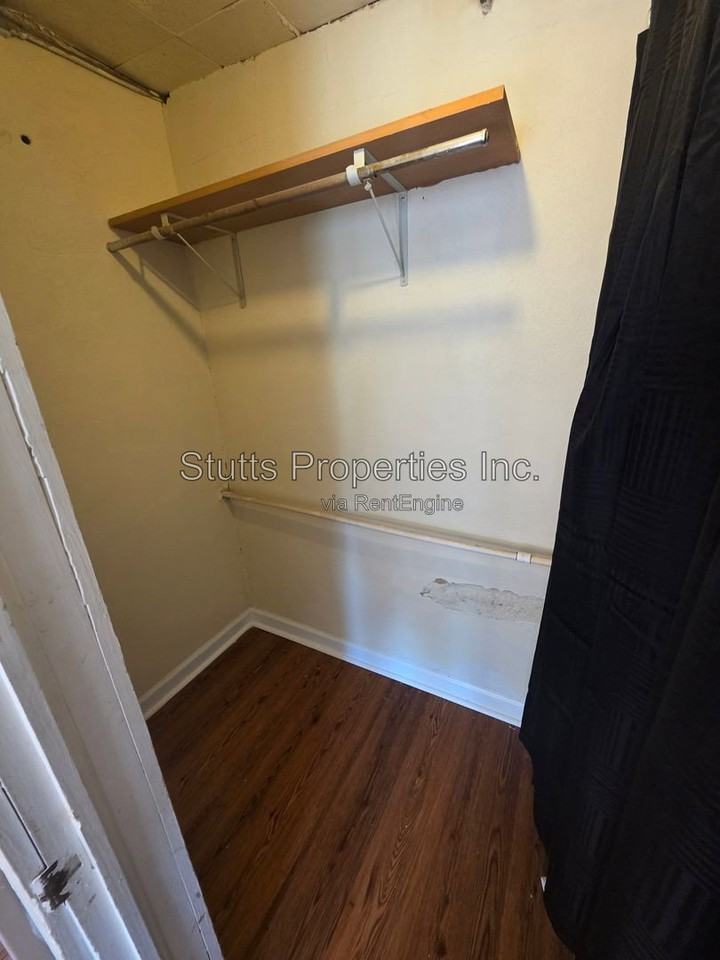 316 N Chestnut St #A - Photo 2 of 8