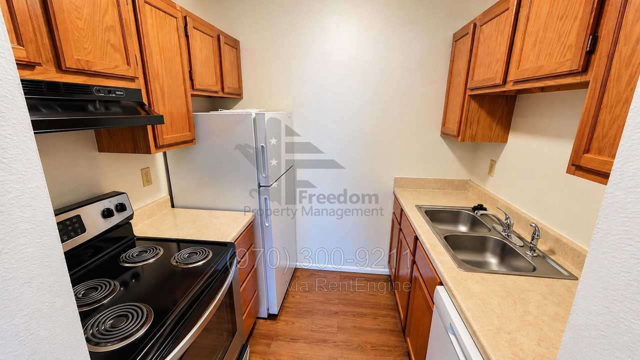 1300 N 21st St #112 - Photo 3 of 9