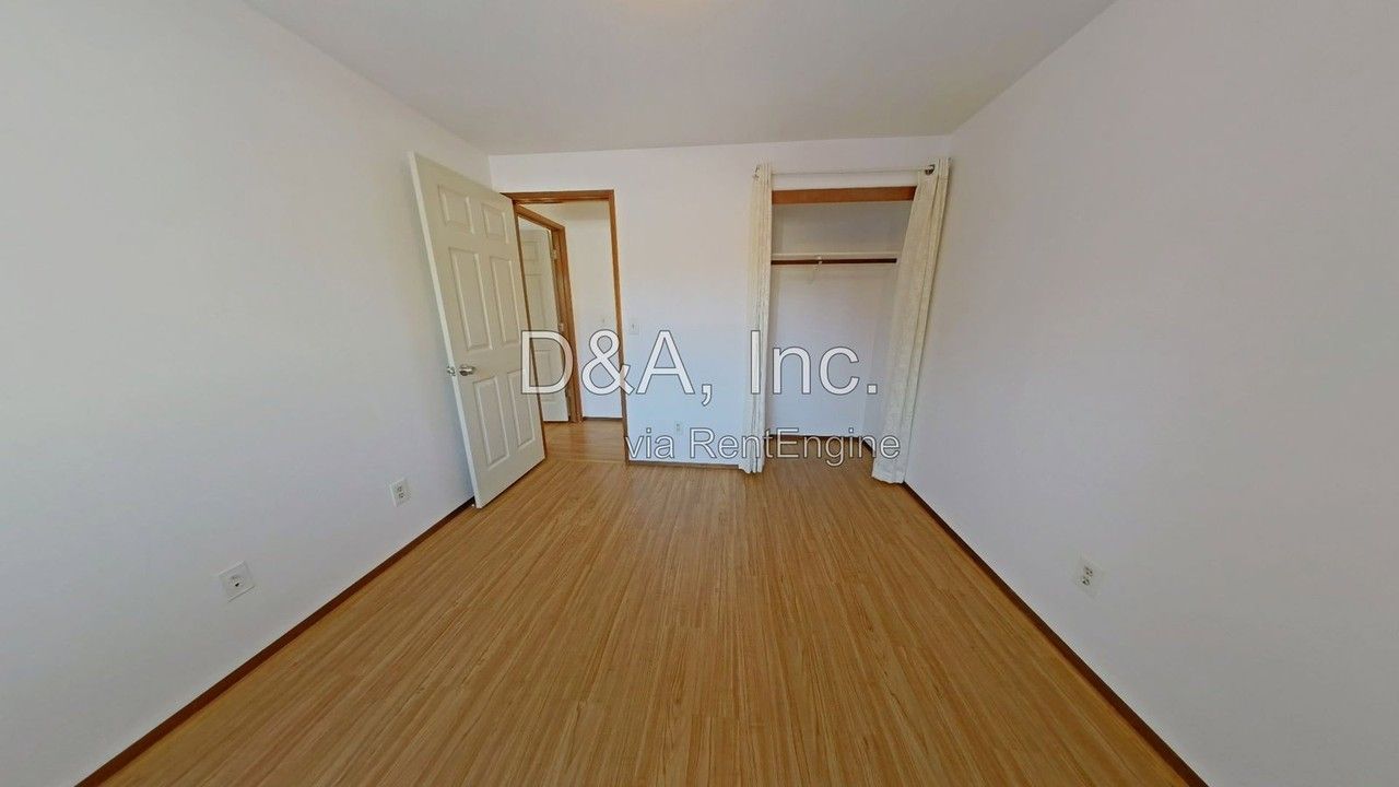305 Tasman Pl - Photo 6 of 15