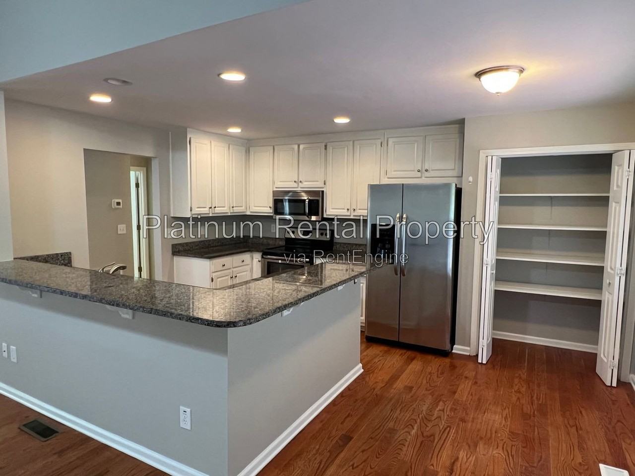 4045 Piper Glen Dr - Photo 6 of 34