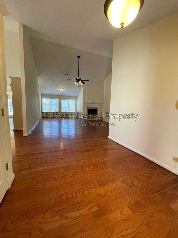 14 Wards Creek Ln - Photo 4 of 50