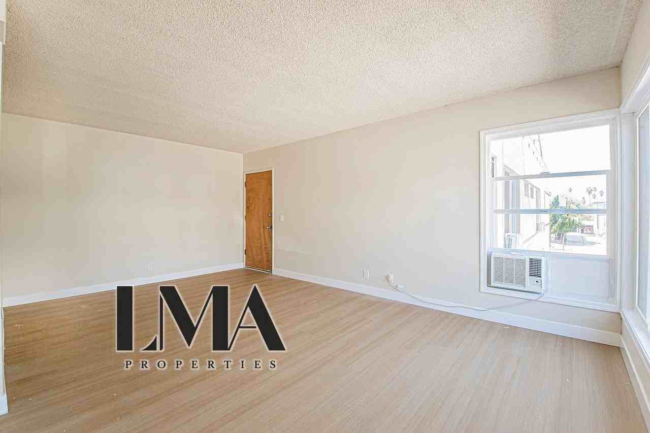 110 N Catalina St #8A - Photo 3 of 19