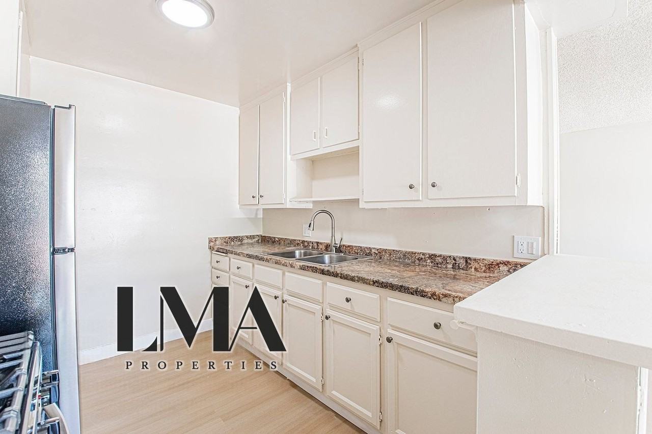 110 N Catalina St #8A - Photo 6 of 19