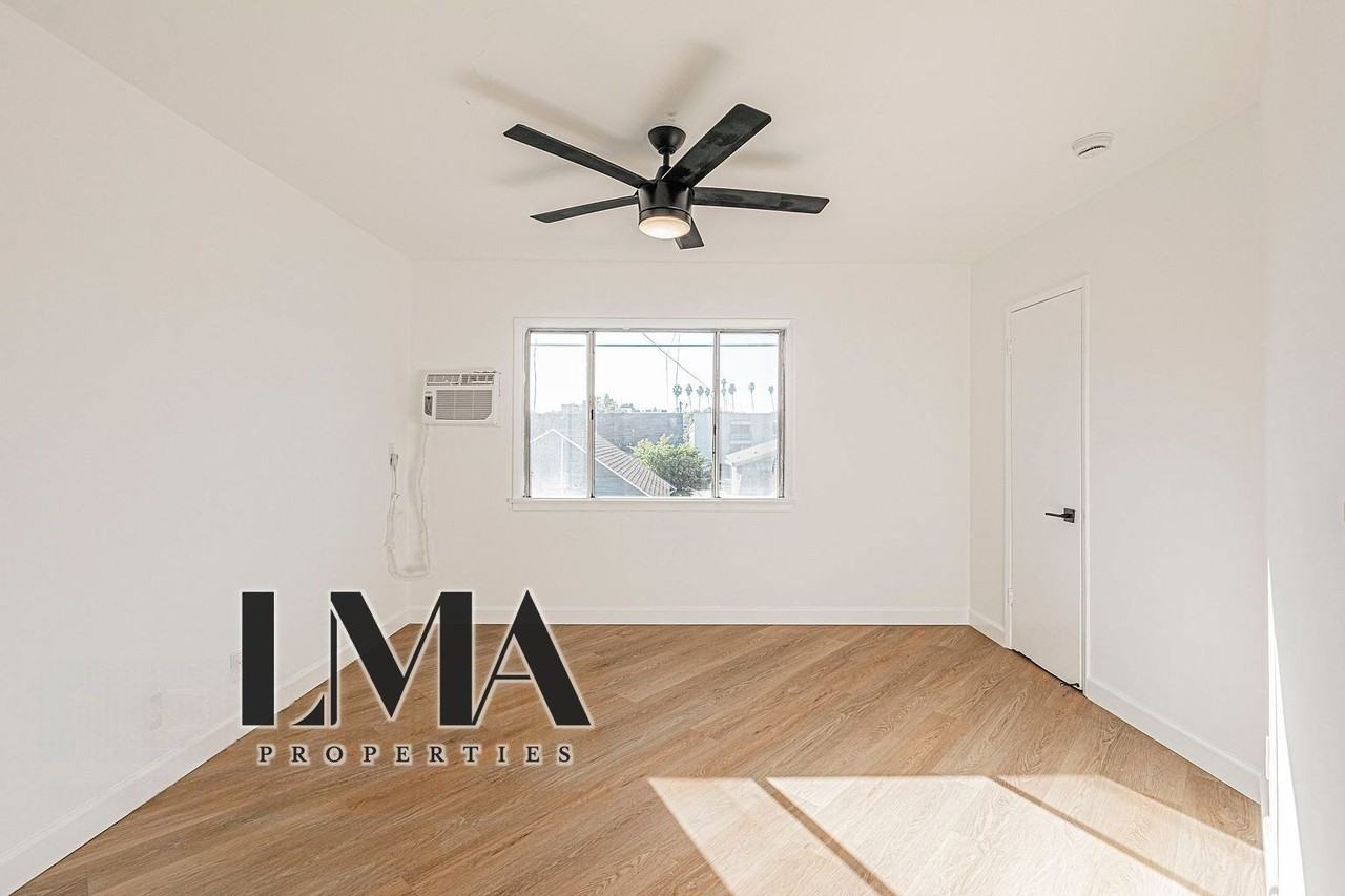 4771 Marathon St #8A - Photo 3 of 21