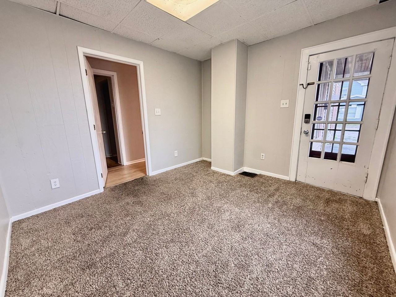 13 Crawford St - Photo 7 of 18