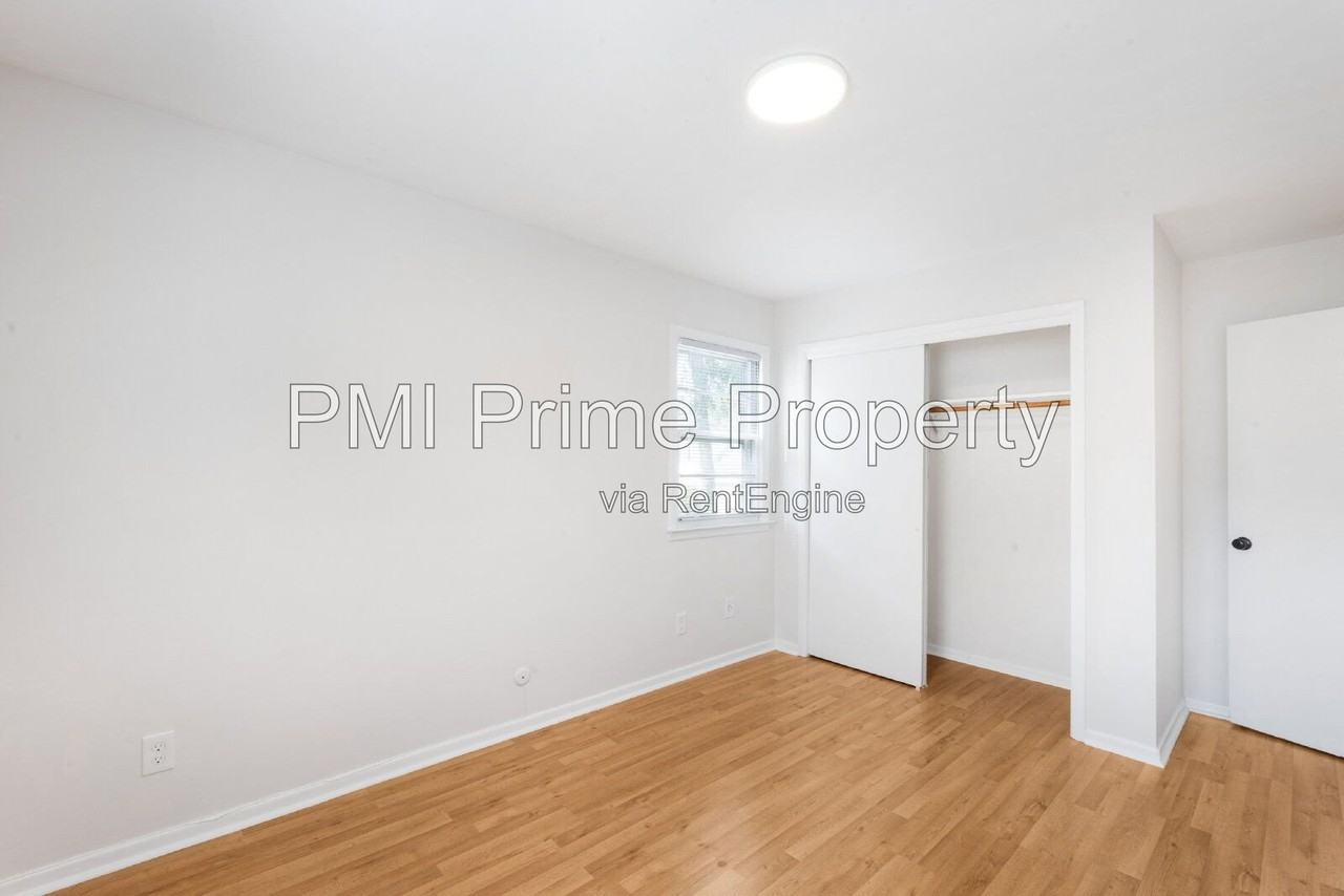 59 Bernards Ave #1stFL - Photo 5 of 11