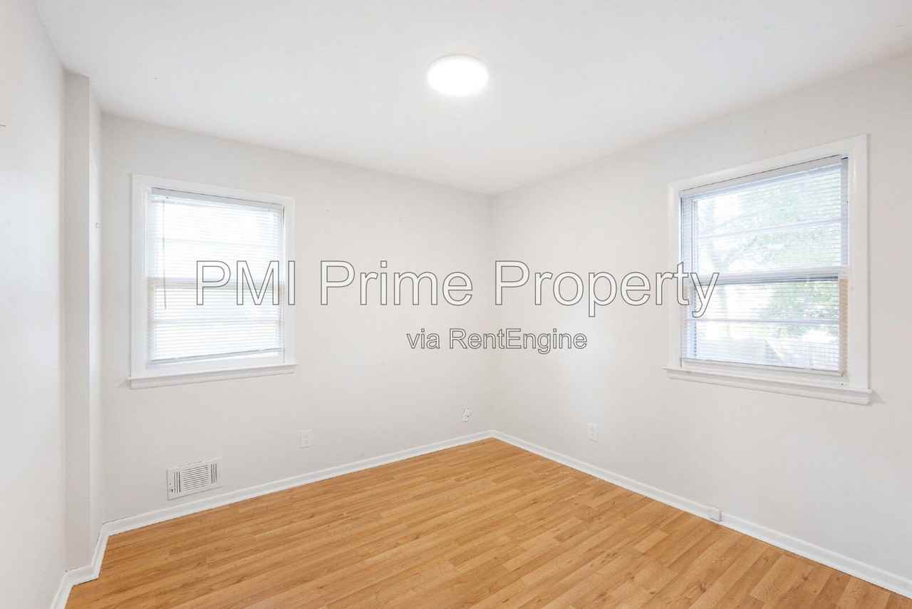 59 Bernards Ave #1stFL - Photo 7 of 11