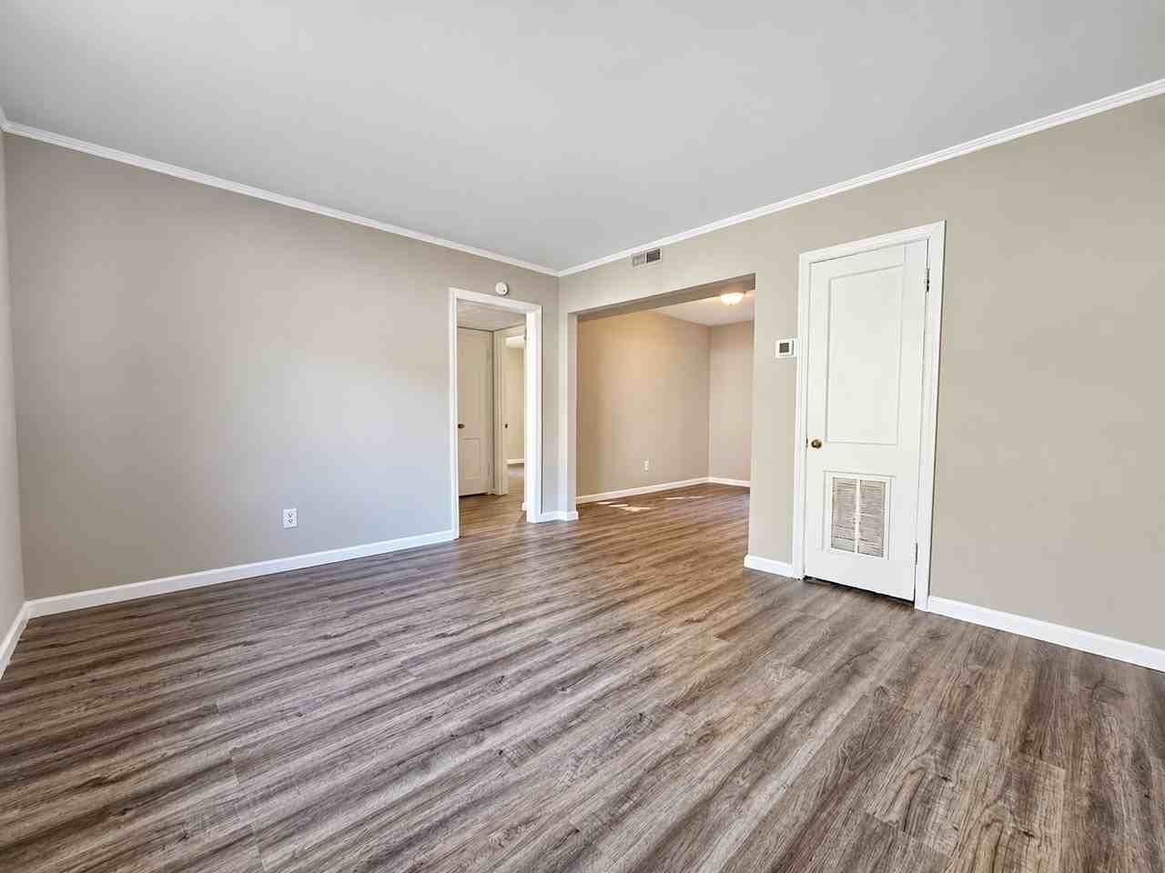 3302 Pinewood Ave #3 - Photo 2 of 10