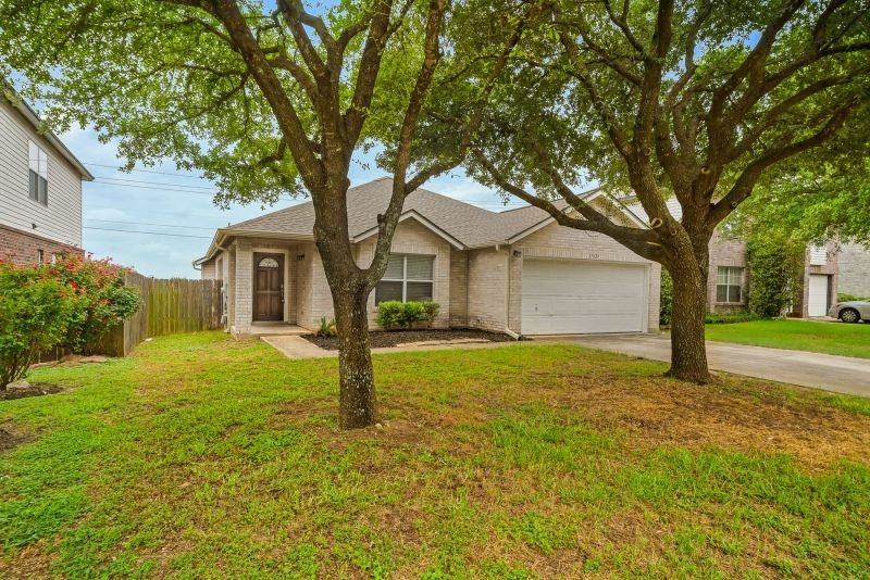17623 Dansworth Dr - Photo 3 of 46