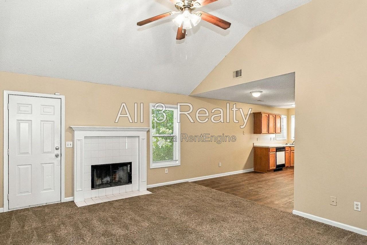 1526 Bogota Way - Photo 3 of 23