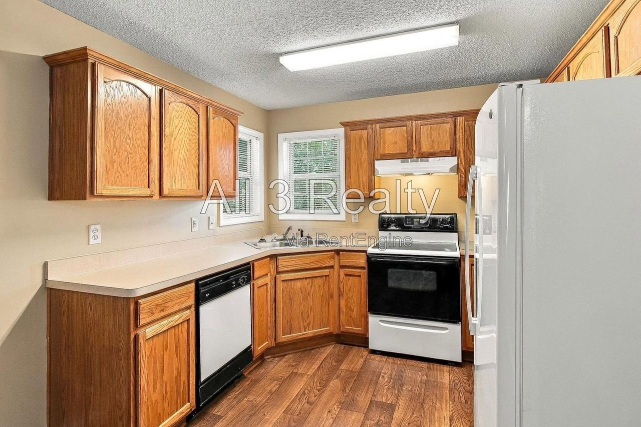 1526 Bogota Way - Photo 4 of 23