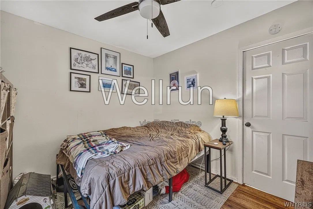 457 Vermont St - Photo 4 of 28
