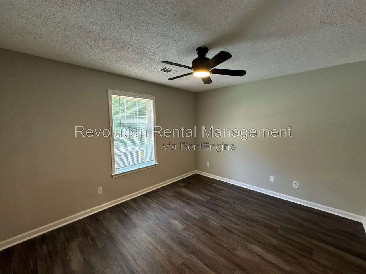 733 Stallings Rd #E - Photo 7 of 11