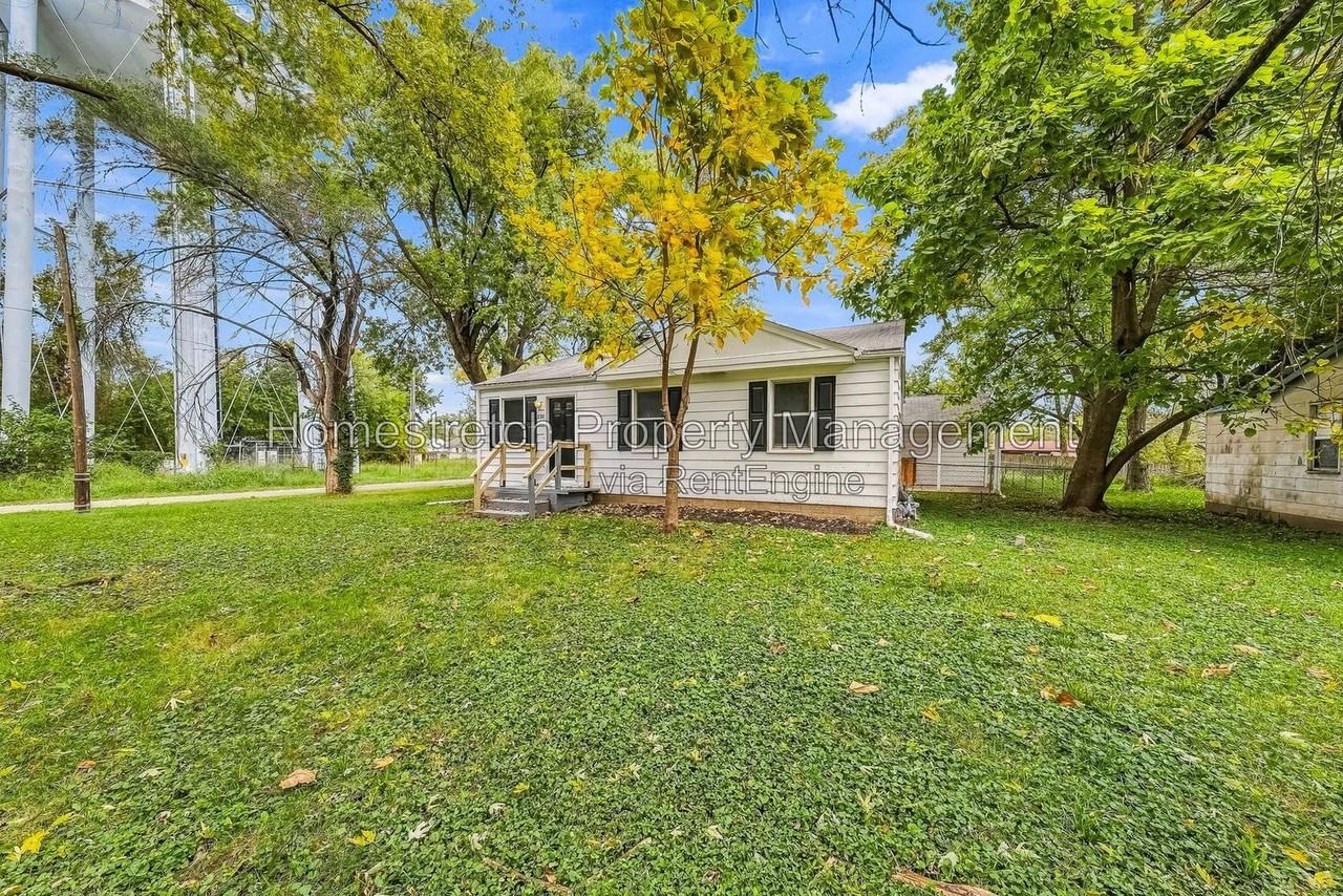 1729 Mullens Ave - Photo 5 of 44