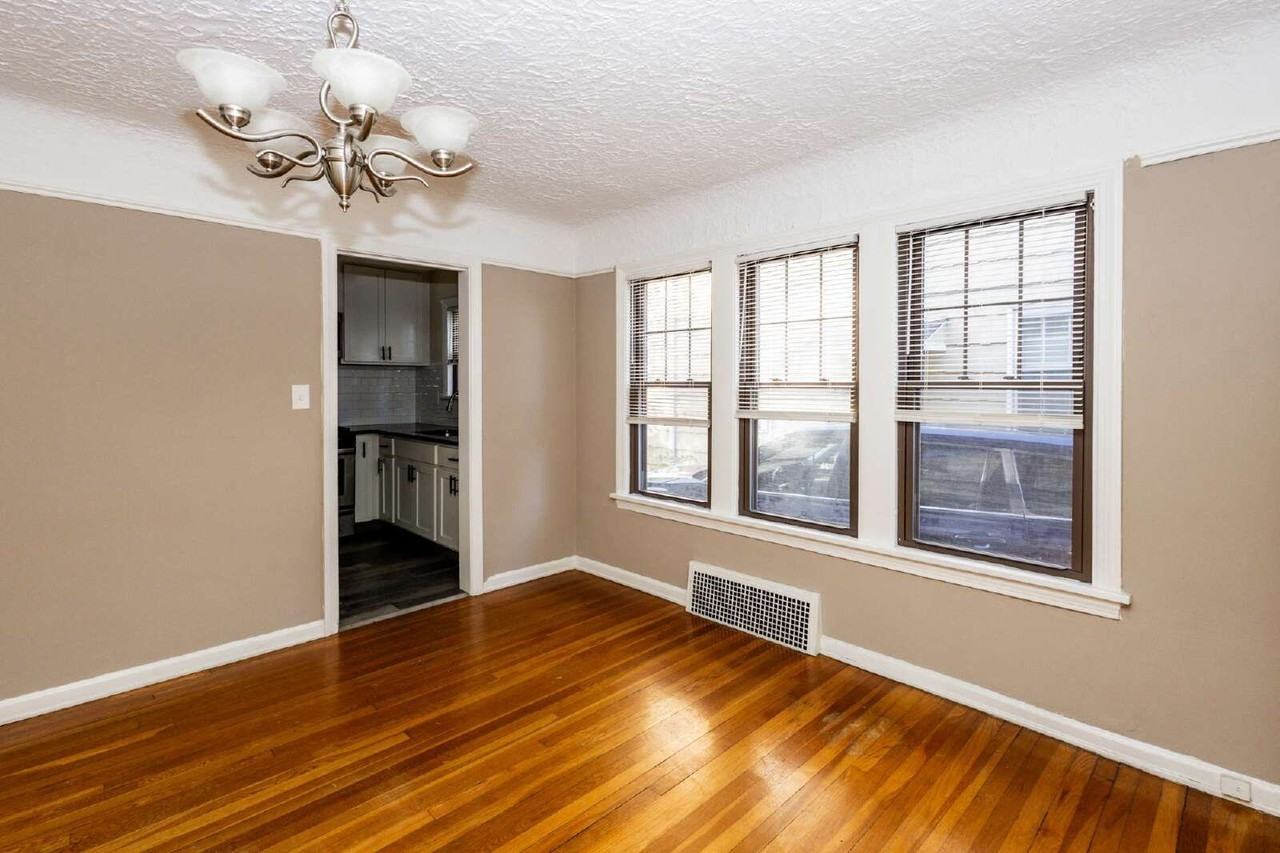 18224 Winslow Rd #1 - Photo 4 of 13