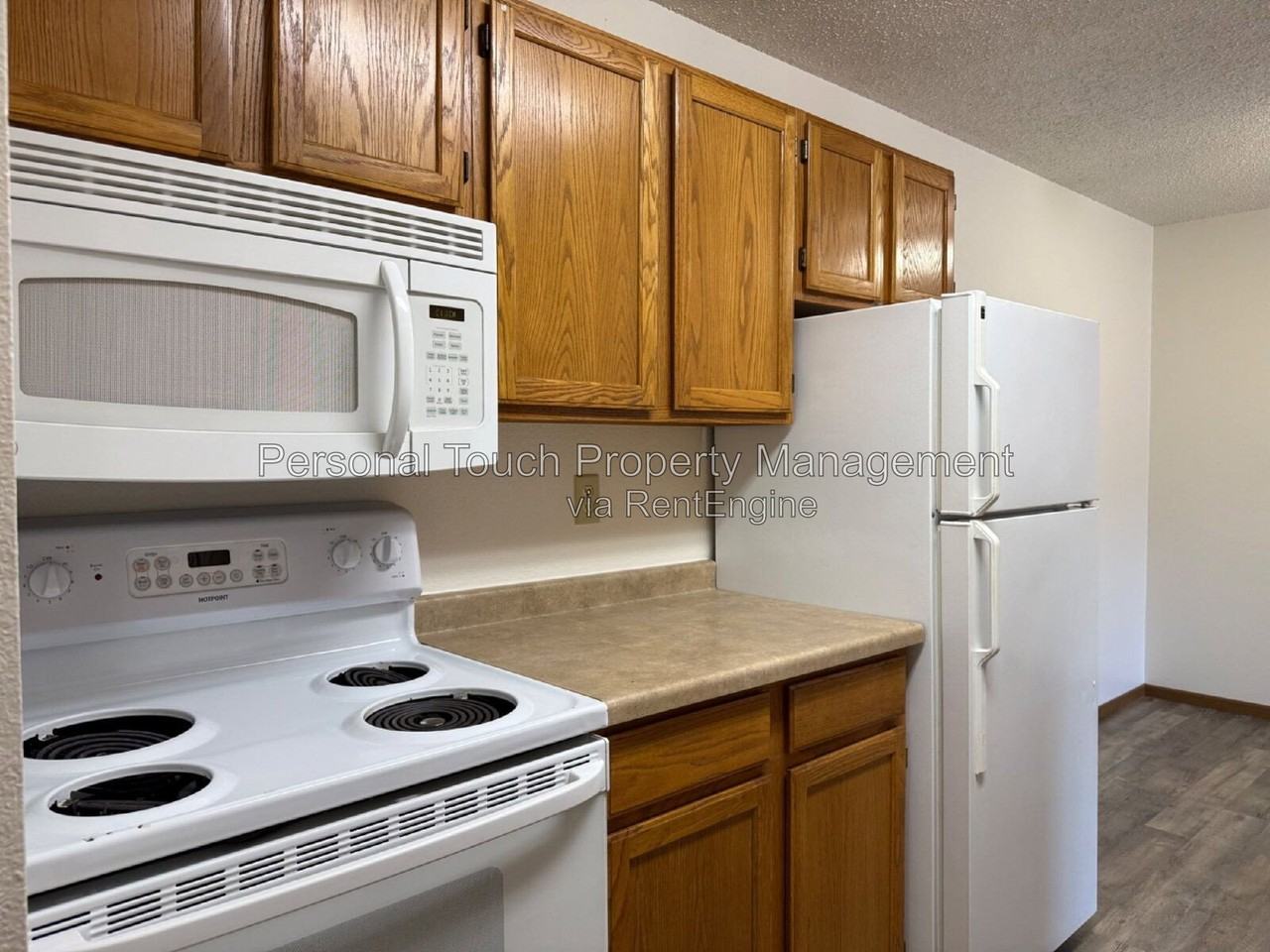1401 12th St E #13 - Photo 6 of 18