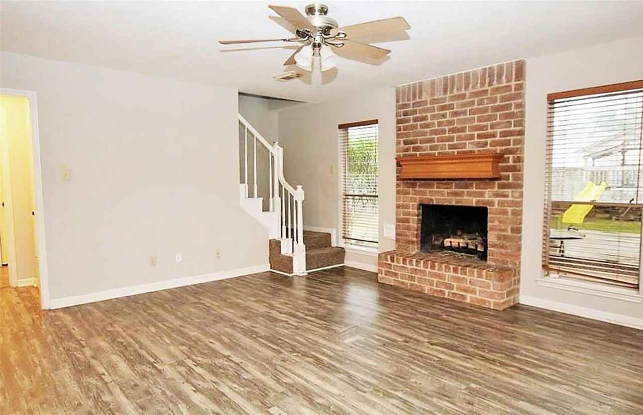 15114 Rolling Oaks Dr - Photo 3 of 20