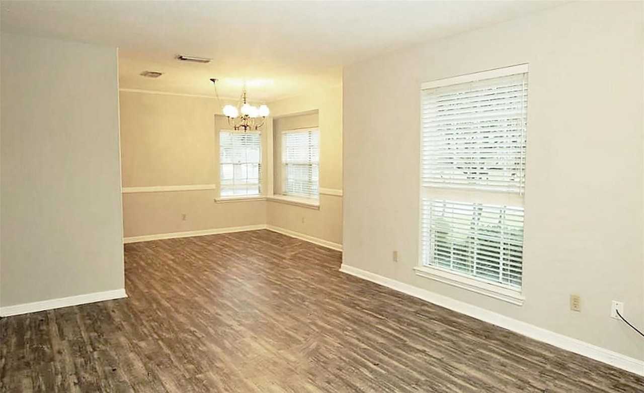 15114 Rolling Oaks Dr - Photo 6 of 20