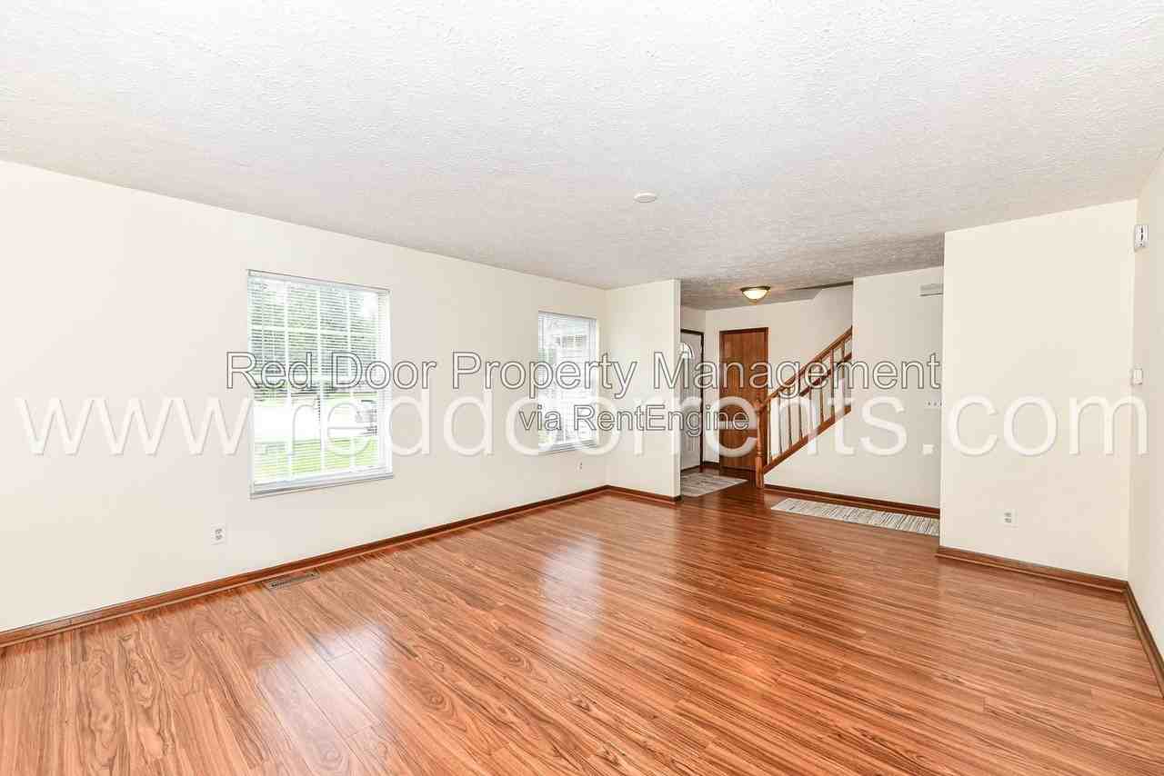18959 Fairfield Blvd - Photo 2 of 31