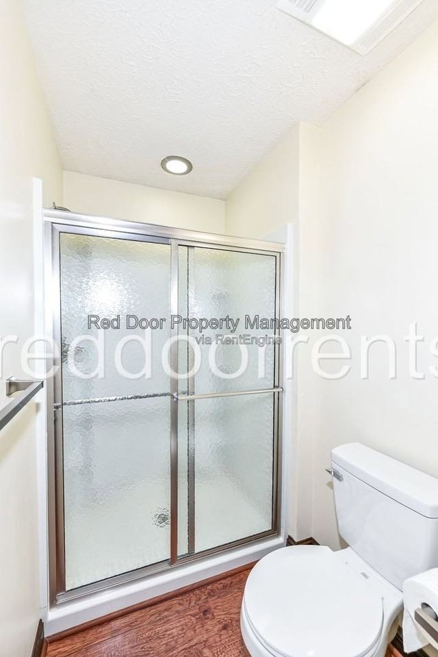 18959 Fairfield Blvd - Photo 4 of 31