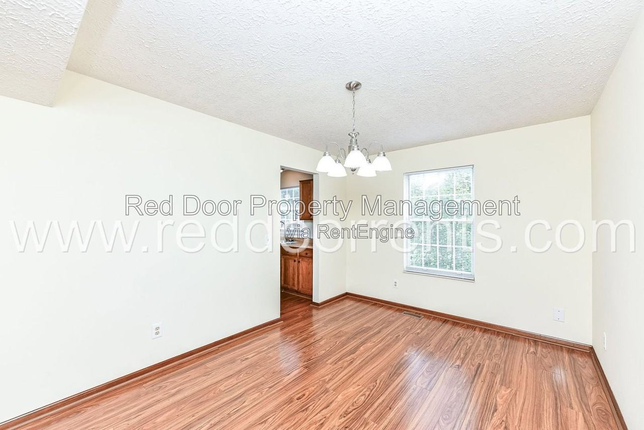 18959 Fairfield Blvd - Photo 7 of 31