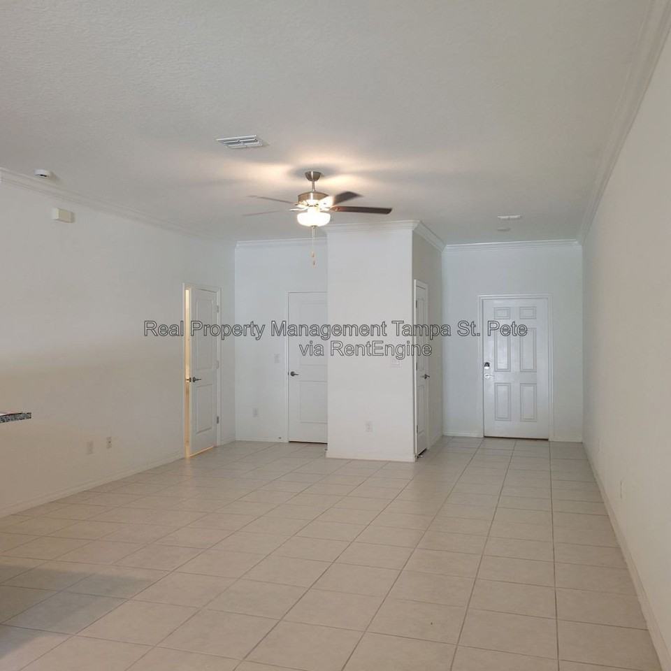 30736 Veridian Way - Photo 6 of 40