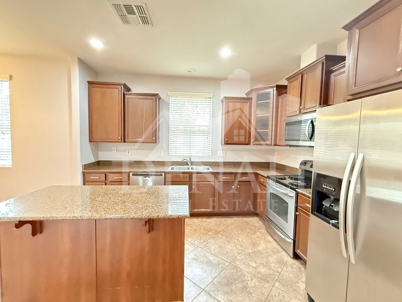 4244 E Tulsa St - Photo 6 of 29