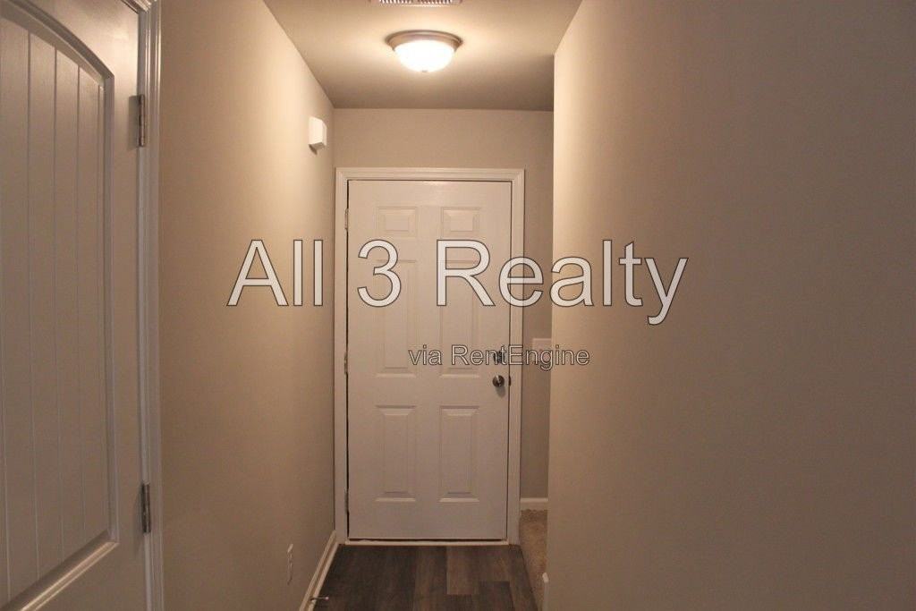 2305 Marlin Dr - Photo 6 of 41