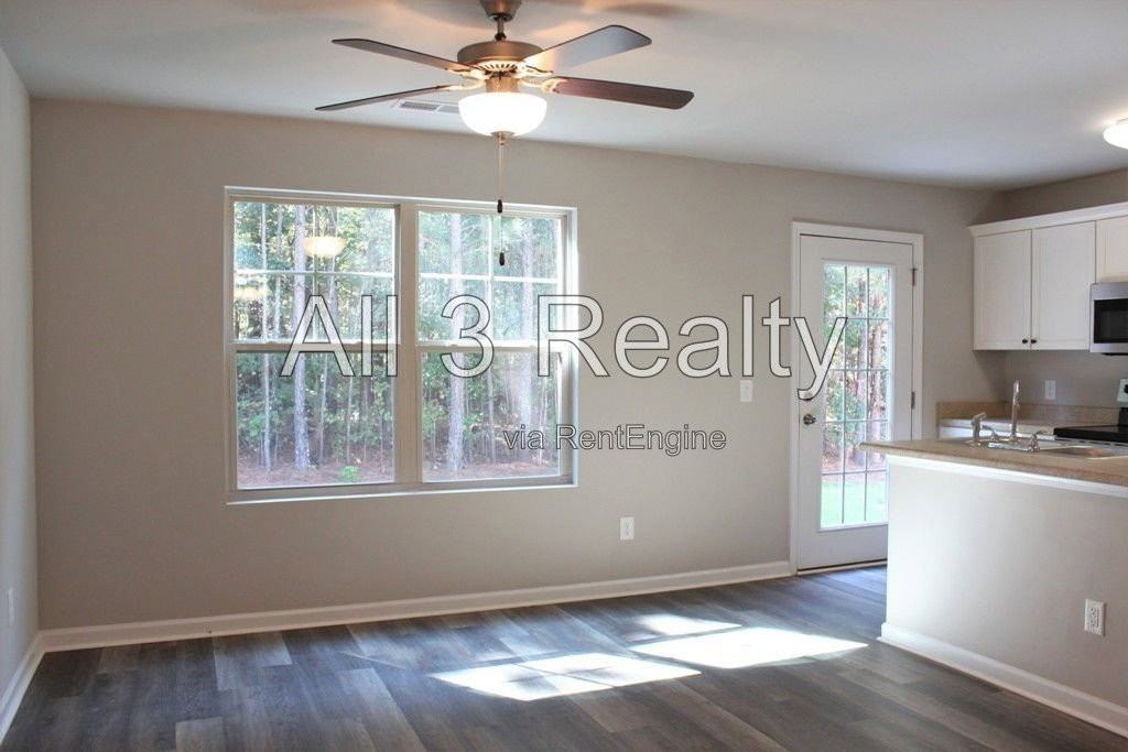 2305 Marlin Dr - Photo 7 of 41