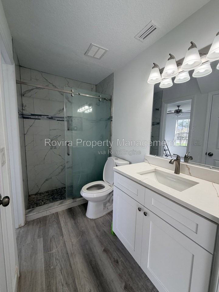 1951 Tropic Bay Ct - Photo 4 of 12