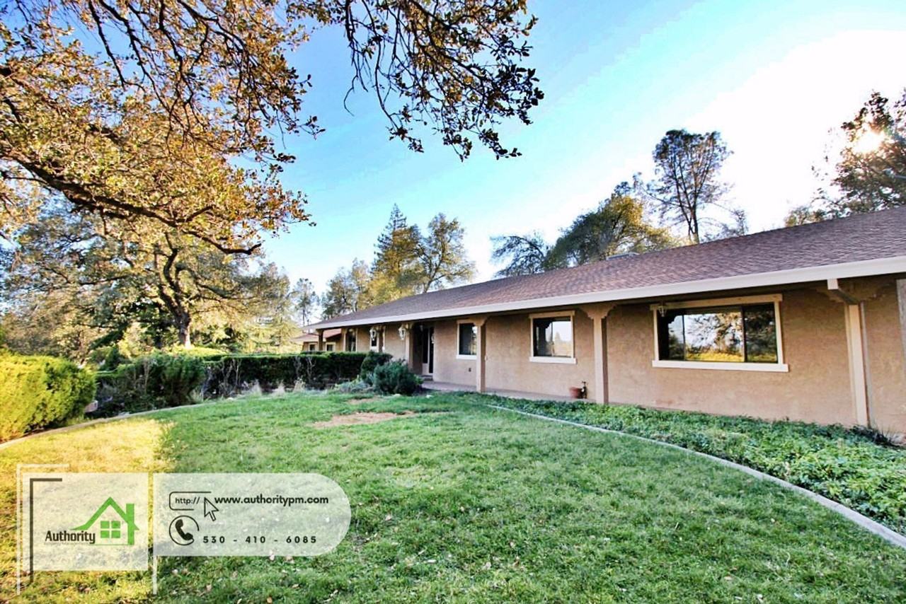 15624 Ranchland Dr - Photo 3 of 40