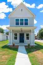 203 E 11th St #A - Photo 1 of 1