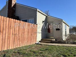 featured image of 11230 College Ave