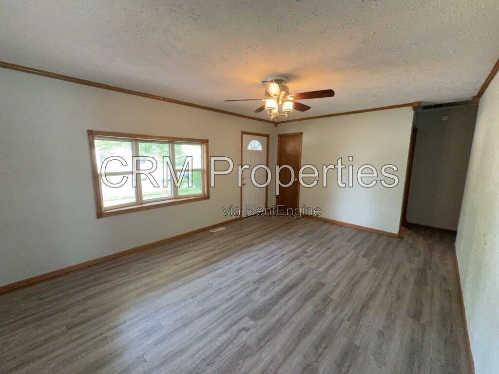 5228 Council Ring Blvd - Photo 5 of 25