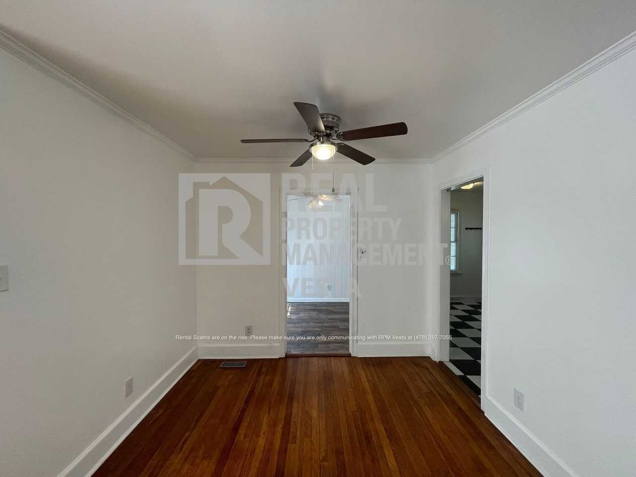748 Wimbish Rd - Photo 5 of 18