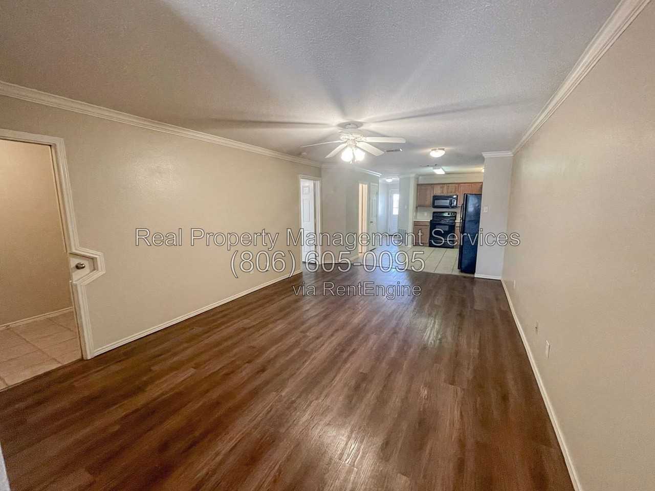 805 N Englewood Ave #A - Photo 4 of 14