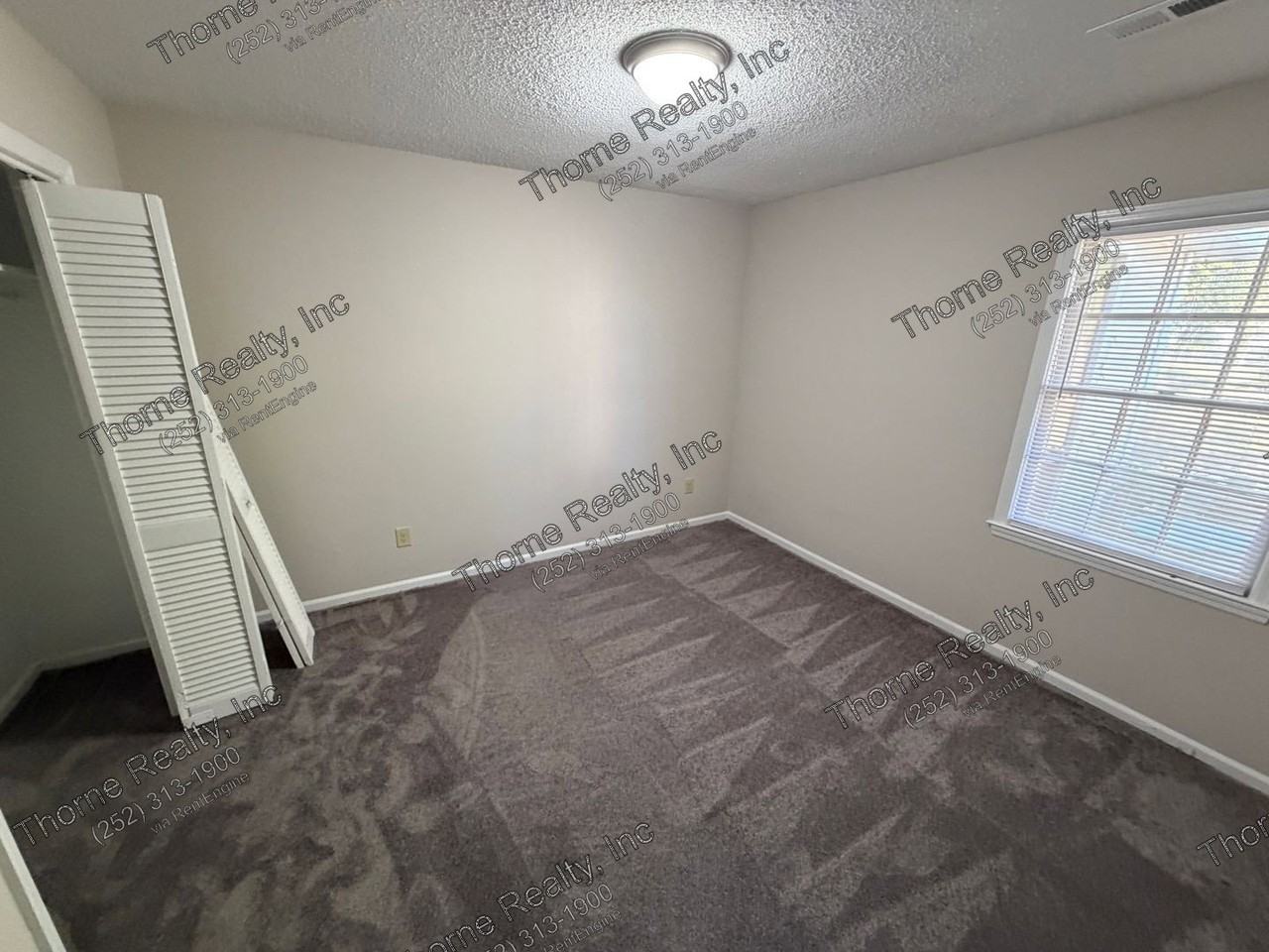 402 W Howard Ave - Photo 6 of 8