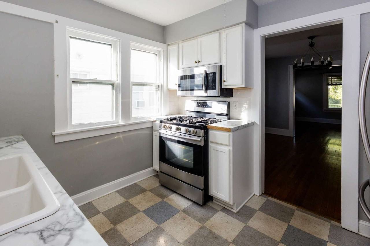 2163 Carabel Ave #1stFL - Photo 7 of 14