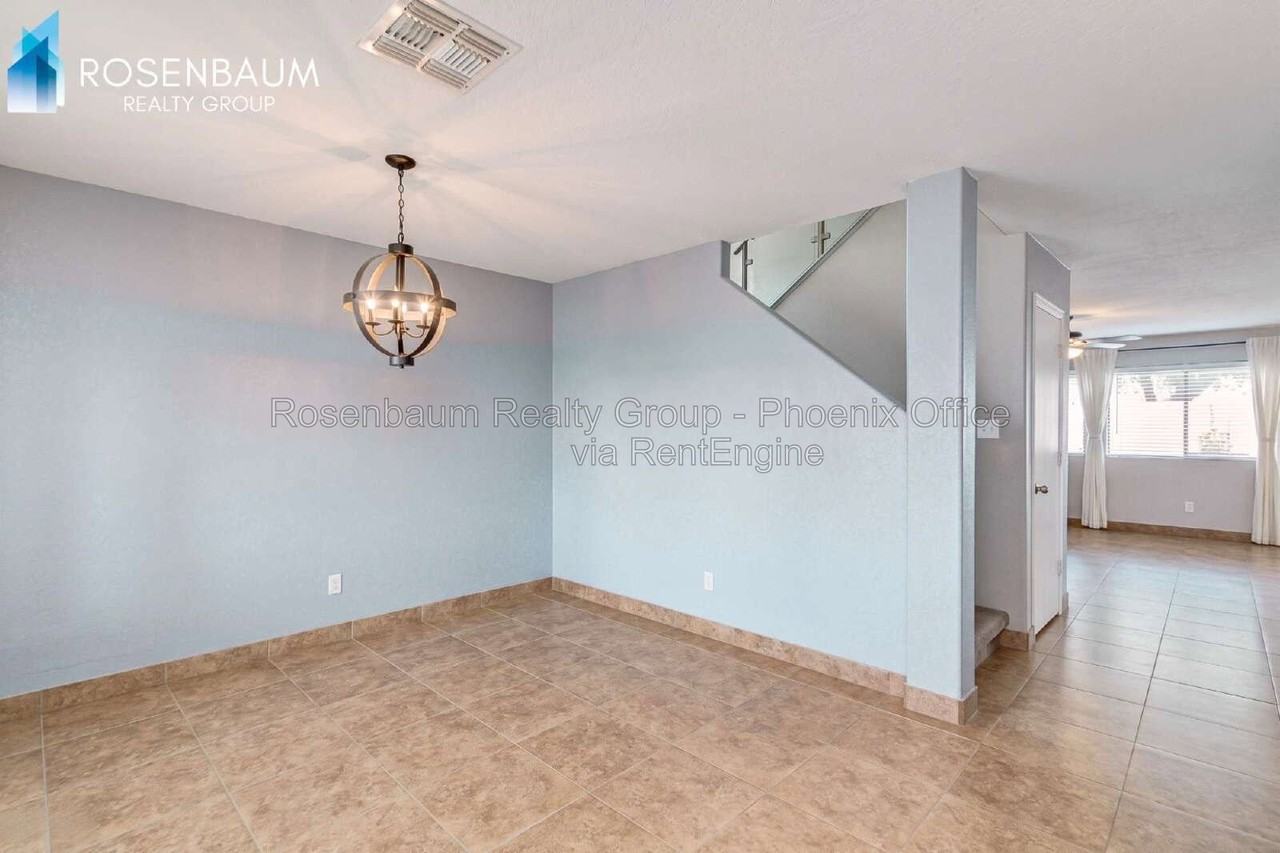 16008 W Lilac St - Photo 5 of 25