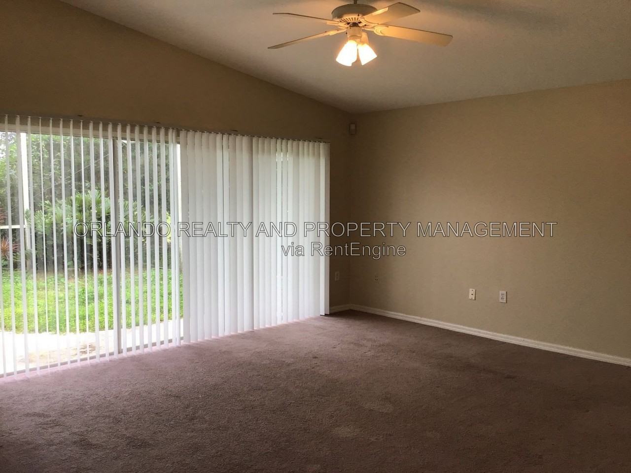 123 Harwood Cir - Photo 5 of 26