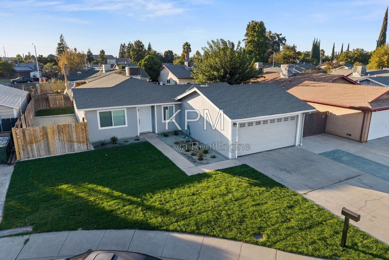 1057 Tobin Pl - Photo 7 of 38